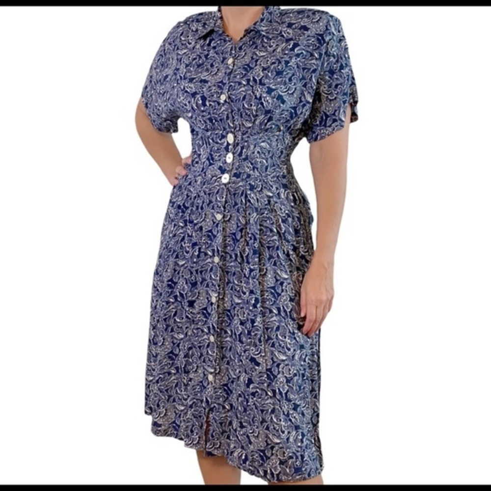 Vintage 80’s Caroline Wells Paisley dress